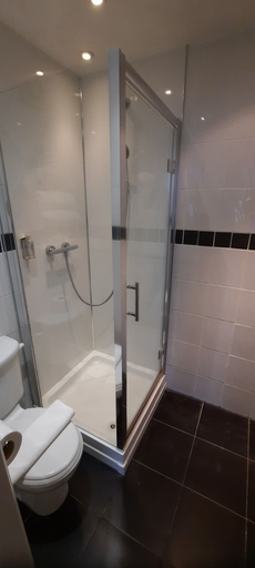 Bathroom 3, Colebrook Guest House, Hampshire