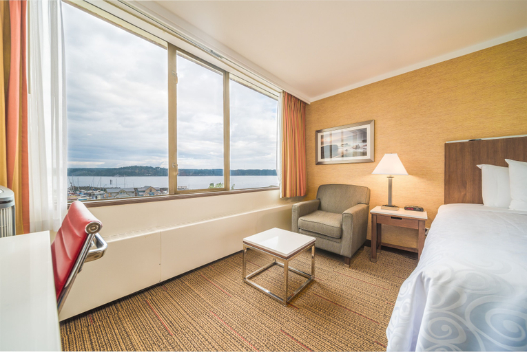 Bedroom 3, Coast Discovery Inn, Comox-Strathcona