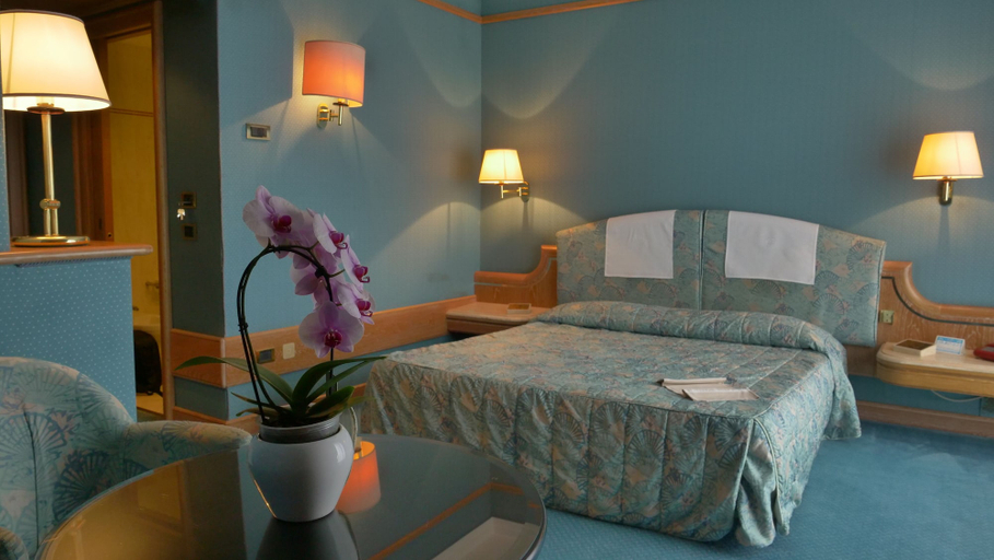 Bedroom 4, 501 Hotel, Vibo Valentia