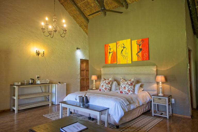 Bedroom 3, Chrislin African Lodge, Cacadu