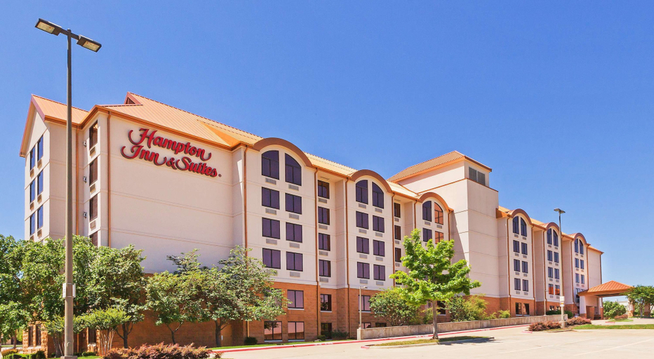 Exterior & Views 2, Hampton Inn & Suites Dallas-Mesquite, Dallas