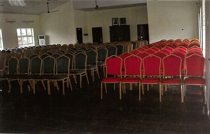 Business Facilities, 44 Lodge And Suites, Mainland