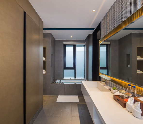 Bathroom 5, MiniMax Premier Hotel Shanghai Hongqiao, Shanghai