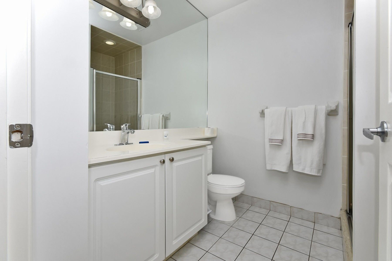 Bathroom 3, NAPA Furnished Suites - Square One, Peel
