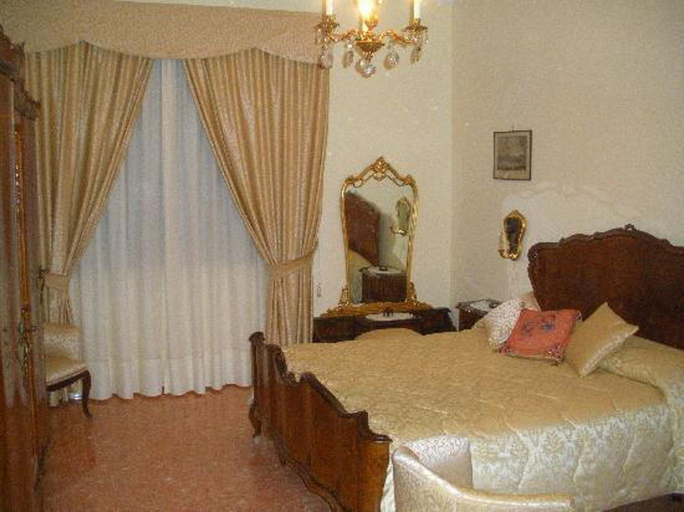 Bedroom 4, Casa Rachele, Napoli