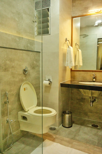 Bathroom 3, The Raas Mahal, Jaipur