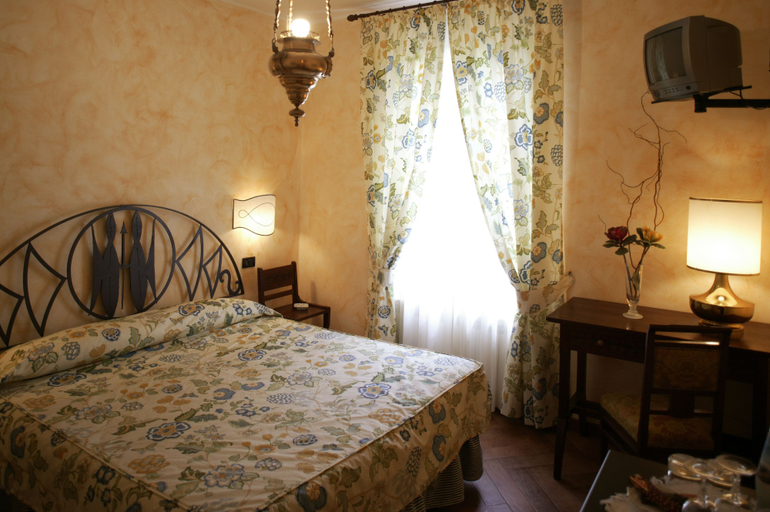 Bedroom 3, La Valletta Relais, Bergamo