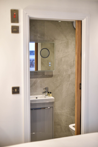 Bathroom, Terrace House, Warwickshire