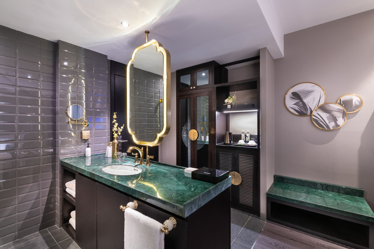 Bathroom 3, Crystal Orange Hotel  Wangfujing Street, Beijing
