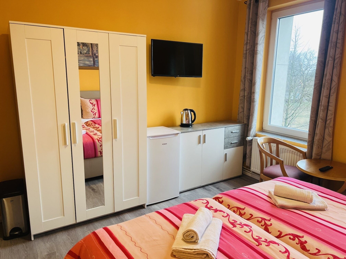 Bedroom 2, M&M Hotel - Wilhelmsburg, Hamburg