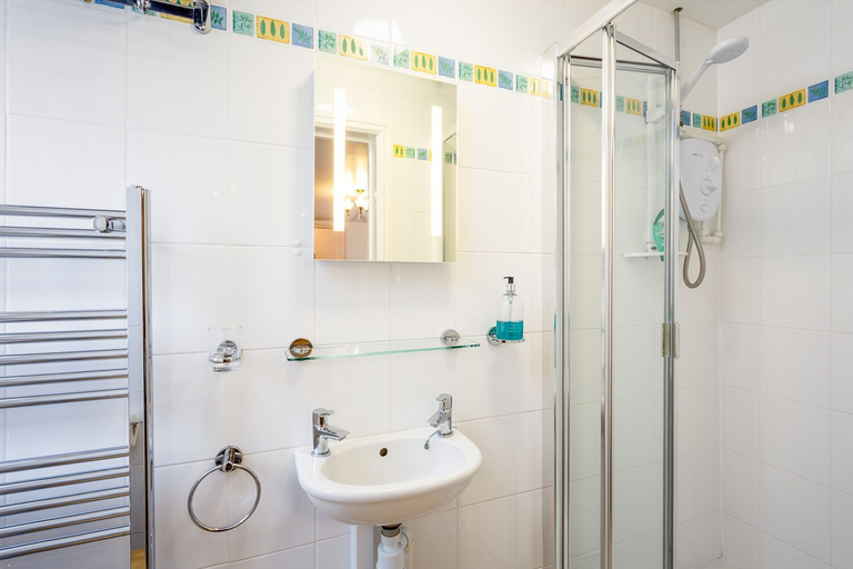 Bathroom, Stratford Studios, Warwickshire