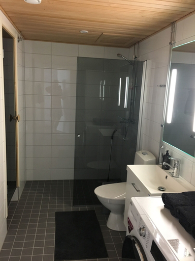 Bathroom 4, DP Apartments Vaasa, Ostrobothnia