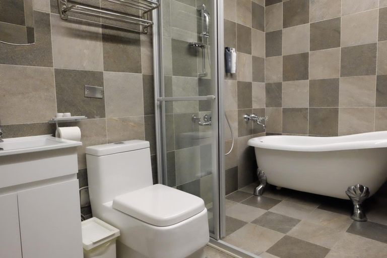 Bathroom 3, CoffeeLoft Inn &  Café, Taitung
