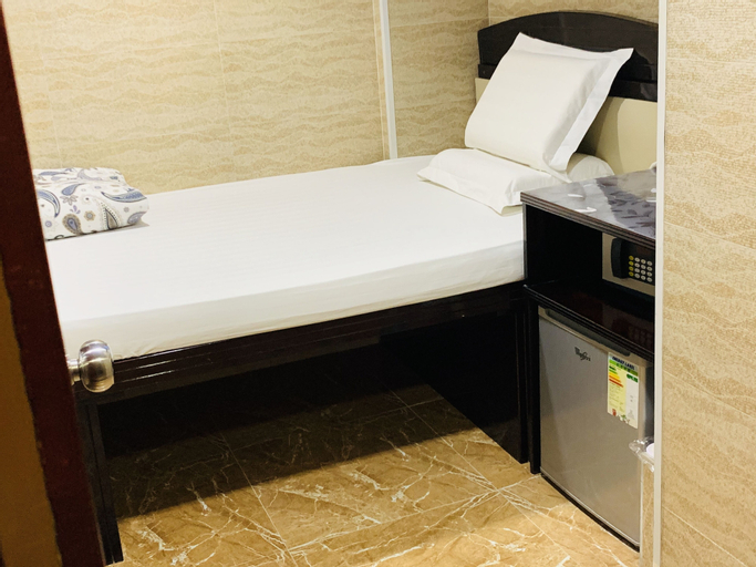 Bedroom 12