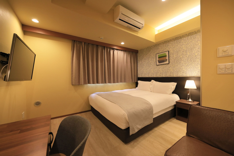 Bedroom 9