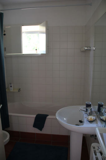 Bathroom 3, Casa da Bichaca, Castelo de Paiva