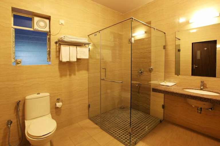 Bathroom 4, The Hawaii Comforts, North Goa