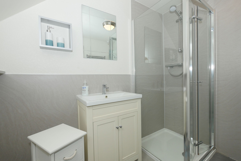 Bathroom 4, Ardentorrie Holiday Home, Highland