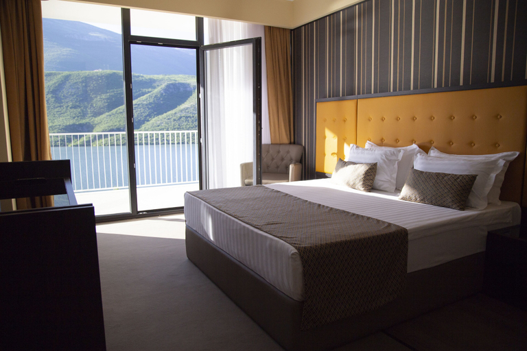Bedroom 3, Lakeside Hotel, Prizren