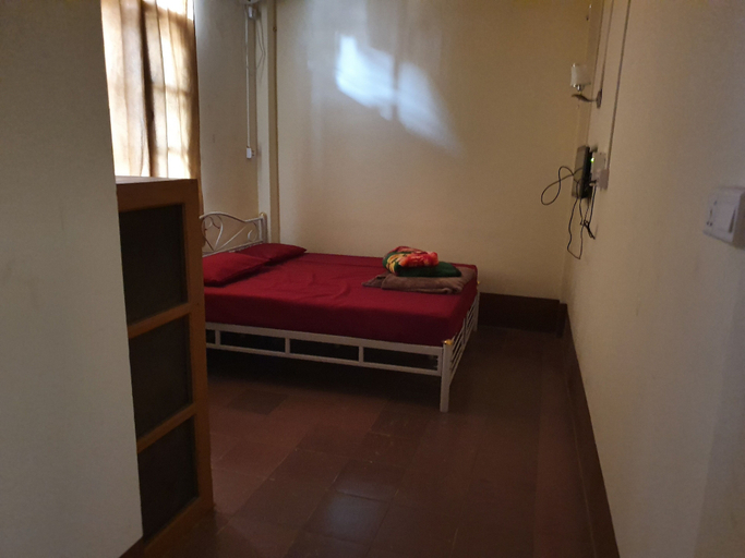 Bedroom 2, Nay La Guest House, Yangon