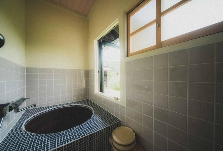 Bathroom, Igocochi, Mimasaka