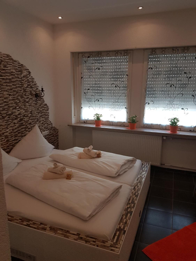 Bedroom 5, Schweizer Stubb, Kaiserslautern