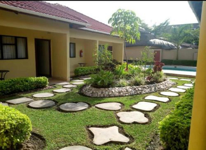 Exterior & Views, Mapalo Lodge, Lusaka