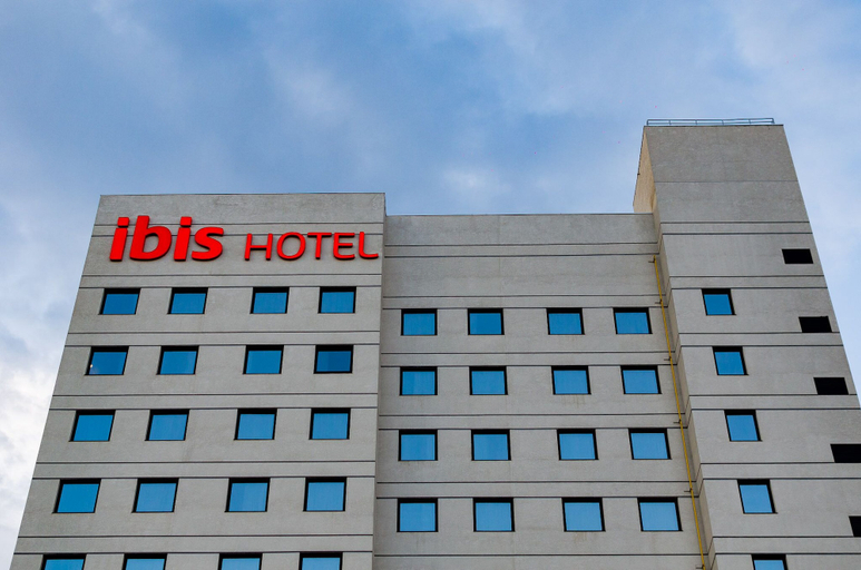 Exterior & Views 2, Ibis Ponta Grossa, Ponta Grossa