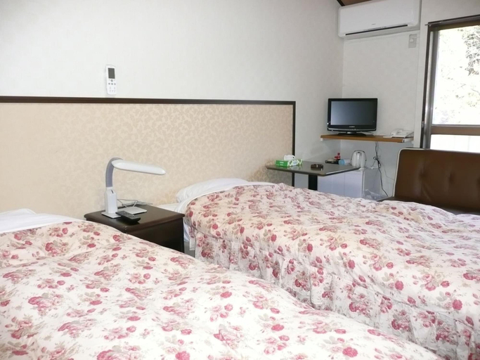 Bedroom 2, Hotel Famitic Myojin, Nikkō