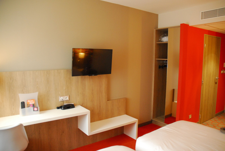 Bedroom 4, ibis Styles Chaumont Centre Gare, Haute-Marne