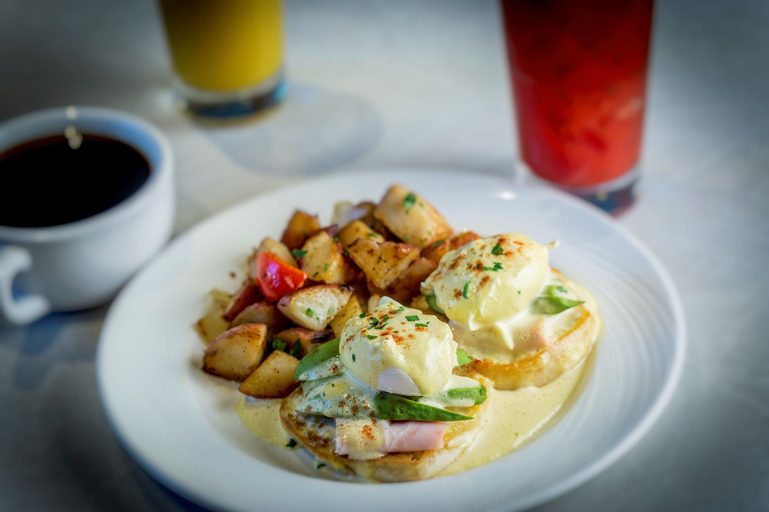 Food & Drinks 6