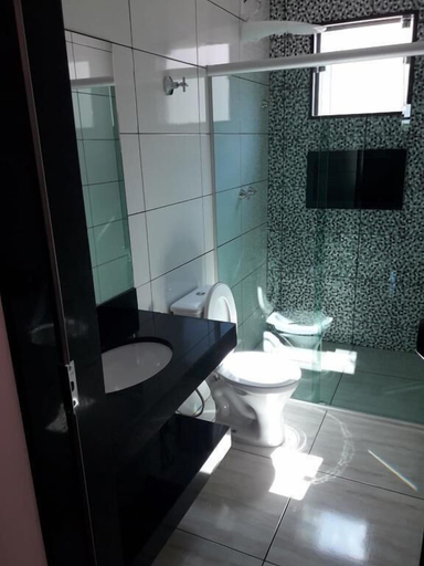 Bathroom 4, Pousada Limas Suítes, Capitólio