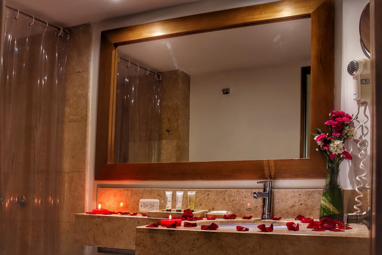 Bathroom 4, Hotel Oceania Cartagena, Cartagena de Indias