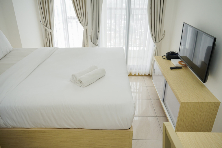 Bedroom 3, High Floor and Minimalist Studio Apartment at M-Town Residence, Tangerang