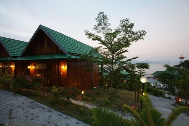 Exterior & Views 2, B.C. Badin Resort, Muang Ranong