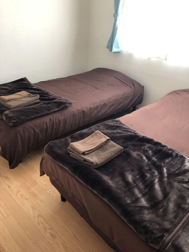 Bedroom 2, Heights Showa 708, Sapporo