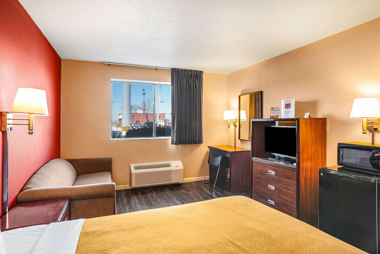 Bedroom 4, Econo Lodge Princeton, Bureau