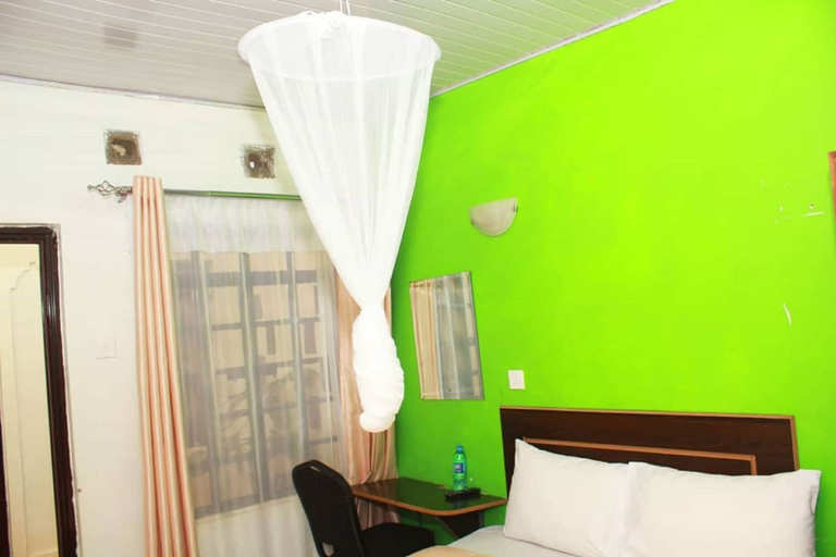 Bedroom 2, Dover Hotel Bondo, Bondo