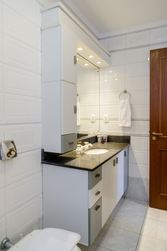 Bathroom 3, LOCAR-IN GRAMADO- Leonardo da Vinci, Gramado