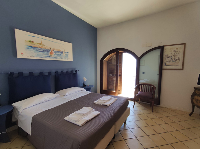 Bedroom 3, La Rosa sul Mare, Syracuse