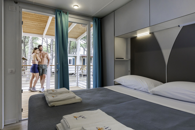 Bedroom 3, Vela Blu Camping Village, Venezia