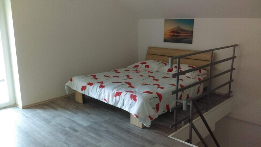 Bedroom 2, Apartments Iva, Crikvenica