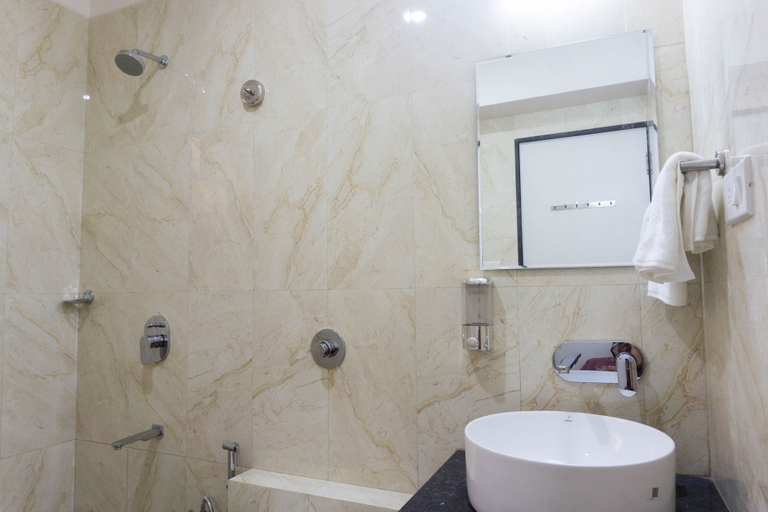 Bathroom 4, Passions de Goa, North Goa