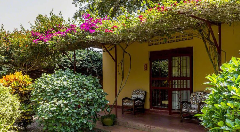 Exterior & Views, Airport Guesthouse, Entebbe