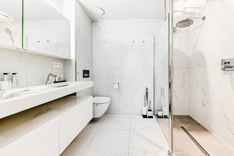 Bathroom 3, Aparthotel Acropolis, West-Vlaanderen