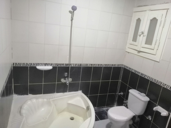 Bathroom 4, Anubis Kingdom Hotel, Unorganized in Al Jizah