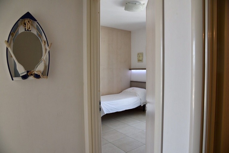 Bedroom 2, VersoSud - Dauni Holiday Home 10A, Lecce