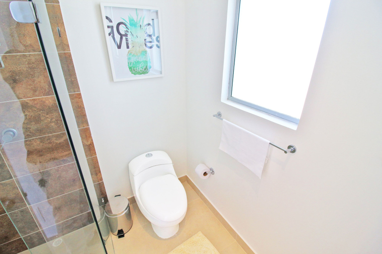Bathroom 3, Velas al Mar, Santa Marta (Dist. Esp.)