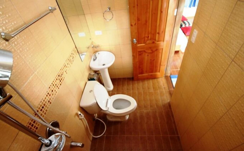 Bathroom 4, Sulusea Boutique Hotel, Malay