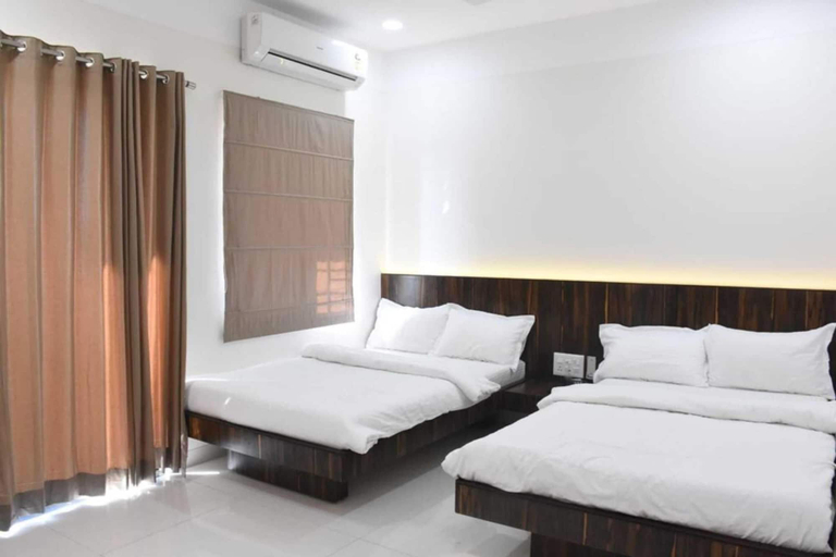 Bedroom 3, Hotel President Banquet & Lawns, Aurangabad